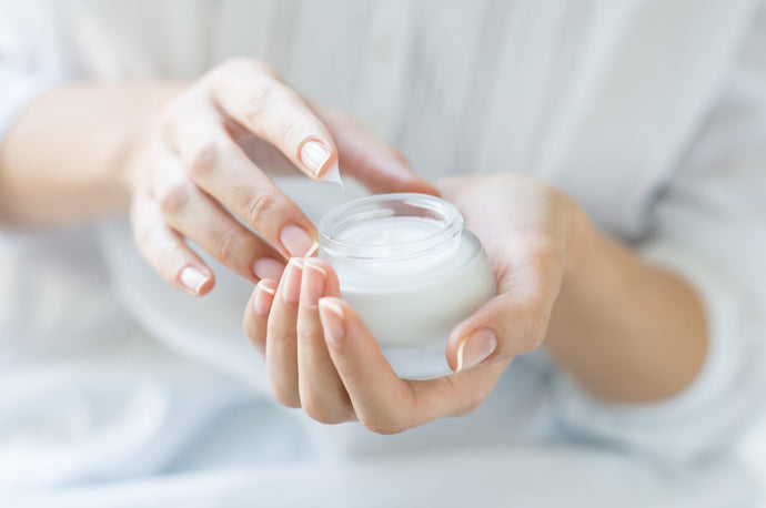 The Many Skin Benefits of the Vitamin A Family (Retinol, Retinaldehyde, Retinoic Acid)